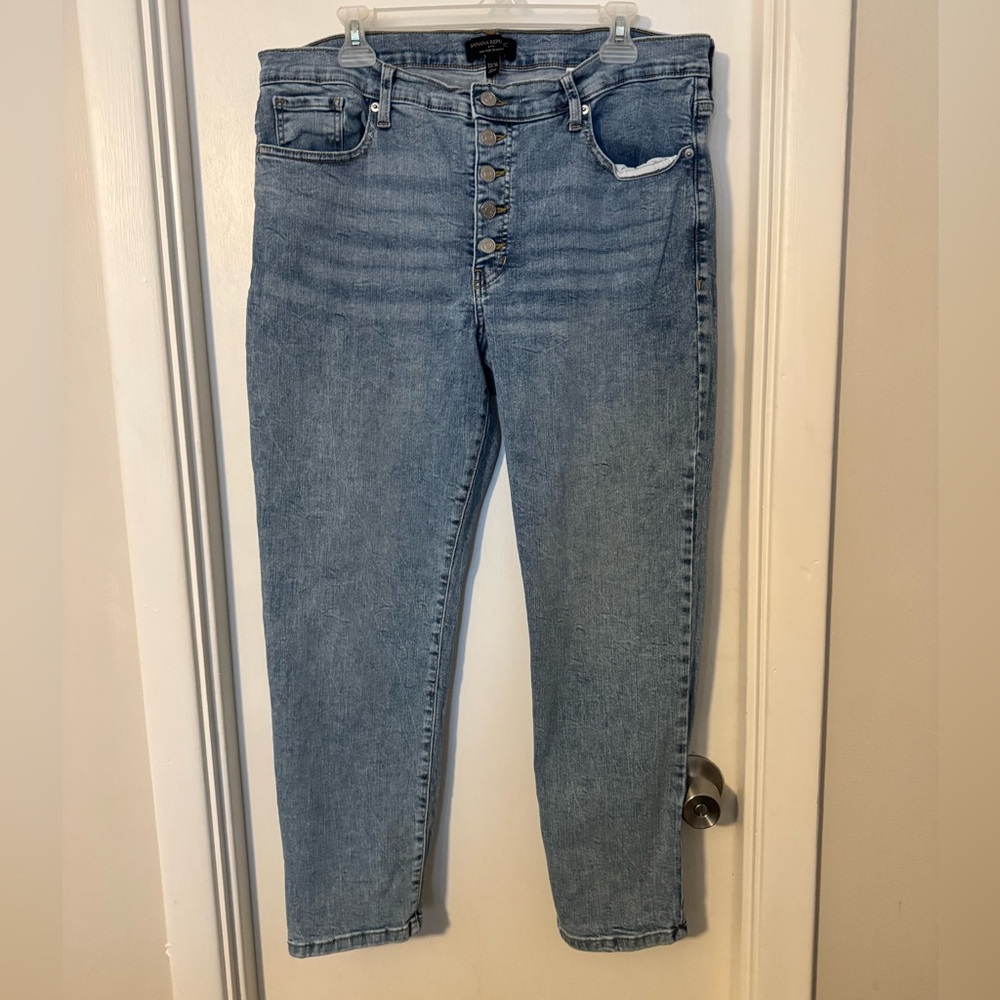 Banana Republic mid rise slim fit button up jeans size 33